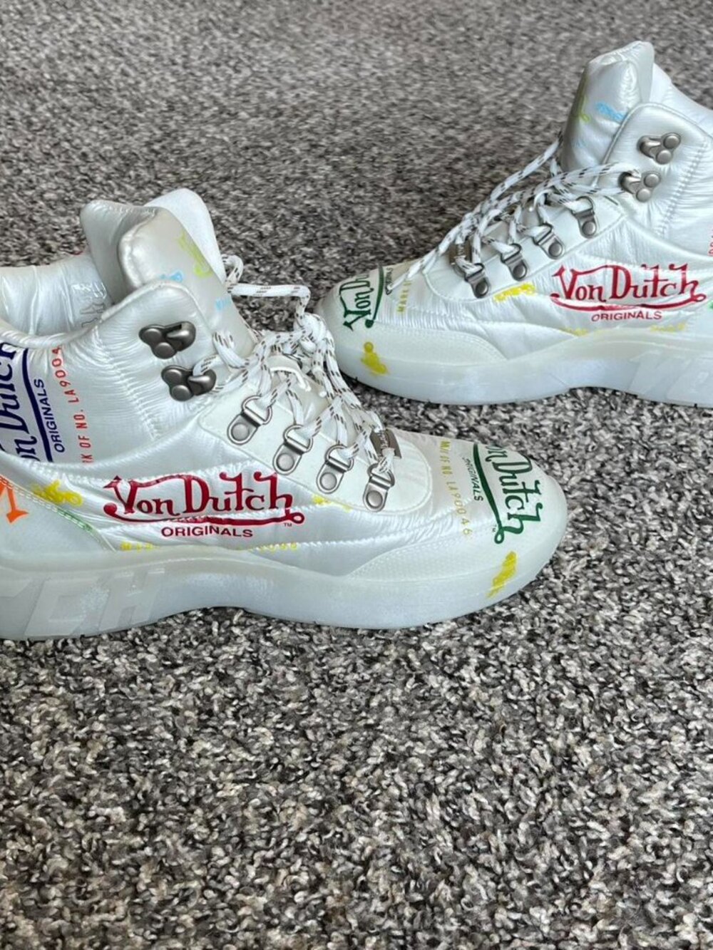 NWOT Von Dutch White Puffer Shoe High Top Sneakers Wmn 7.5 Rave Punk Skater - Picture 4 of 8